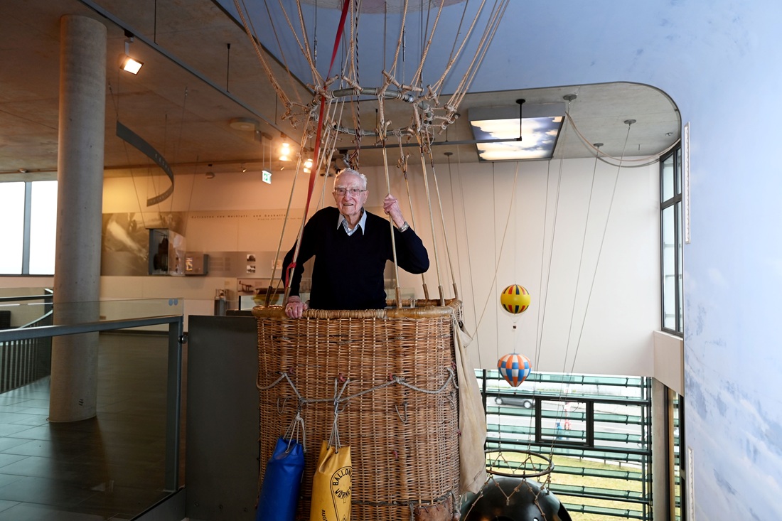Horst Hassold Ballooning